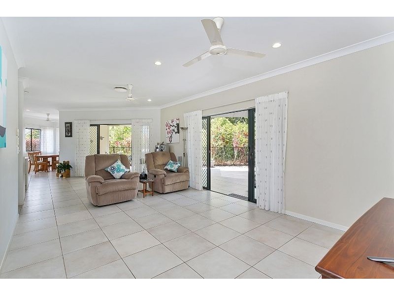 1 Charnley Avenue, Bentley Park QLD 4869