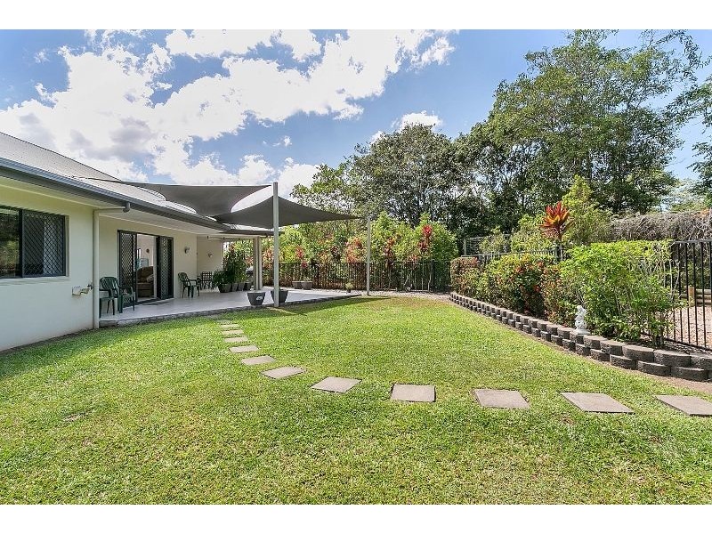 1 Charnley Avenue, Bentley Park QLD 4869