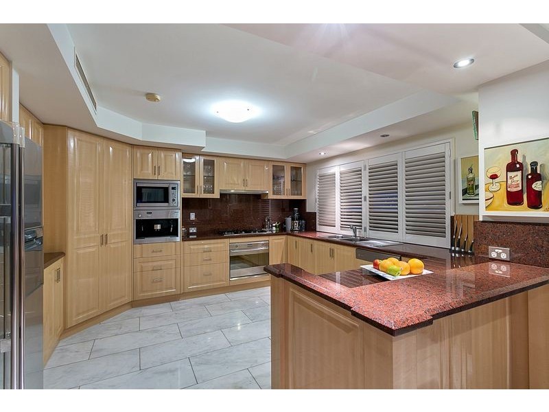 4 The Peak, Brinsmead QLD 4870