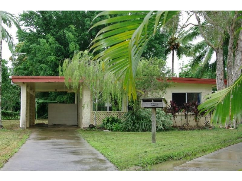 1/4 Kurruk Close, White Rock QLD 4868