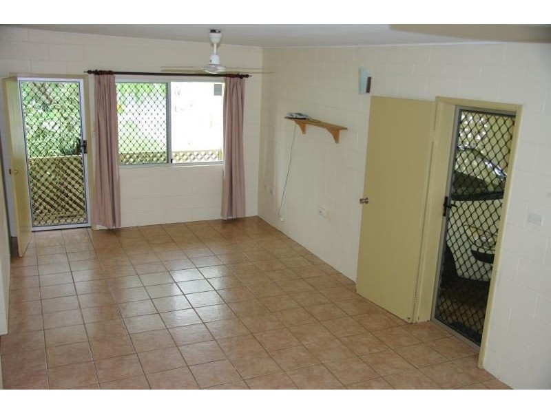 1/4 Kurruk Close, White Rock QLD 4868