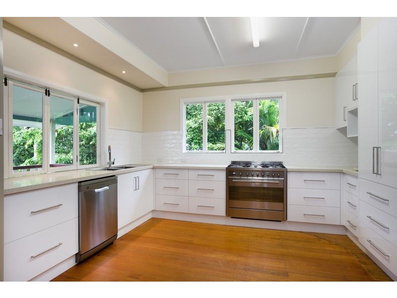 28 Dalziel Street, Stratford QLD 4870