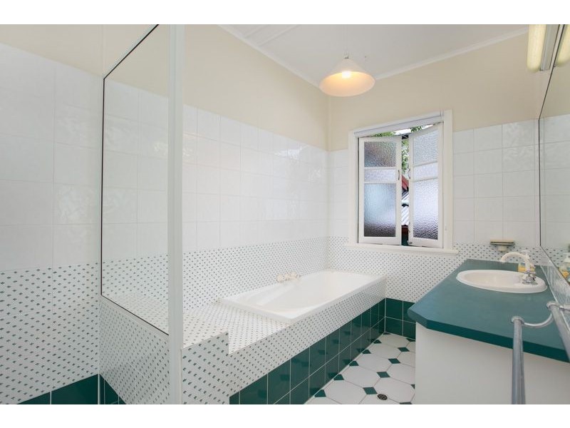 28 Dalziel Street, Stratford QLD 4870