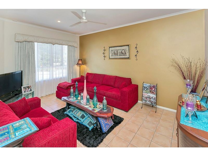 16 Barnes Street, Earlville QLD 4870