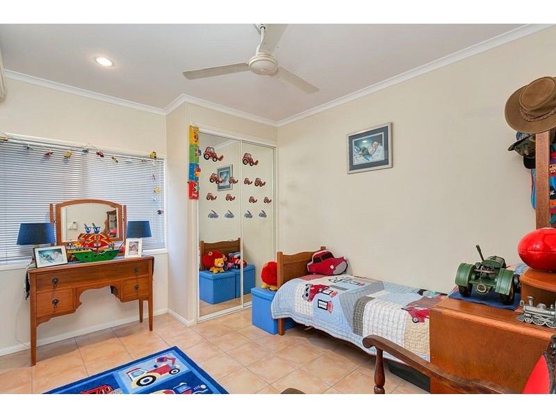 16 Barnes Street, Earlville QLD 4870