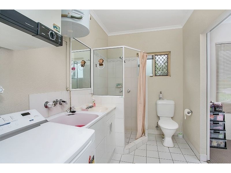 5/150 Pease Street, Manoora QLD 4870