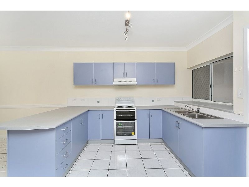 11/14 Grantala Street, Manoora QLD 4870