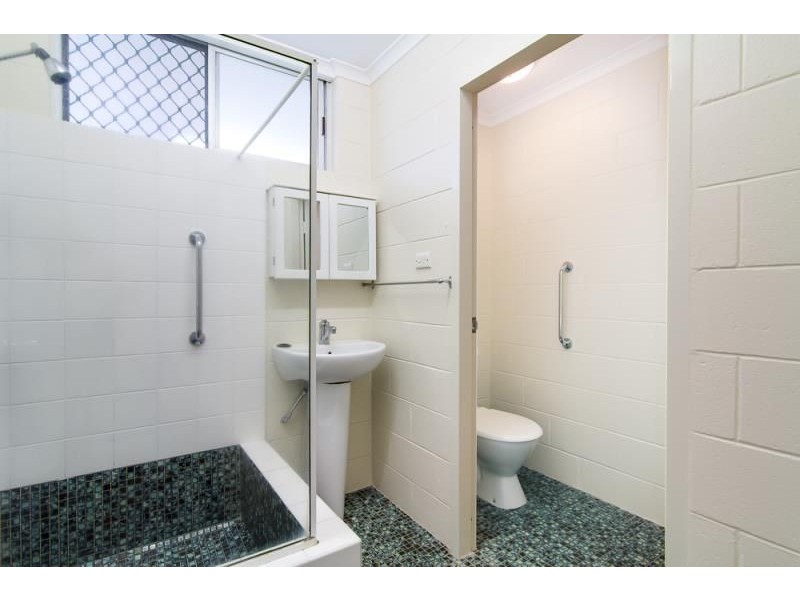 11 Norris Street, Whitfield QLD 4870