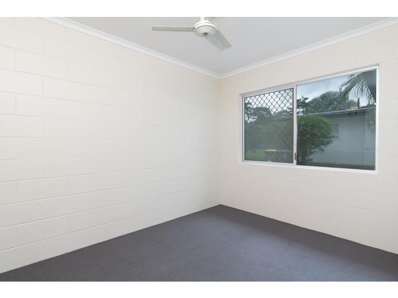 11 Norris Street, Whitfield QLD 4870