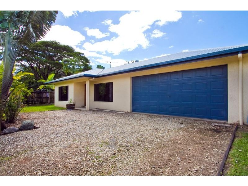 108 Callaghan Street, Mooroobool QLD 4870