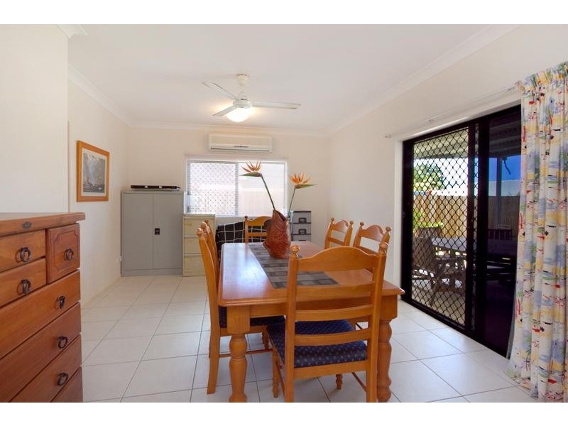 108 Callaghan Street, Mooroobool QLD 4870