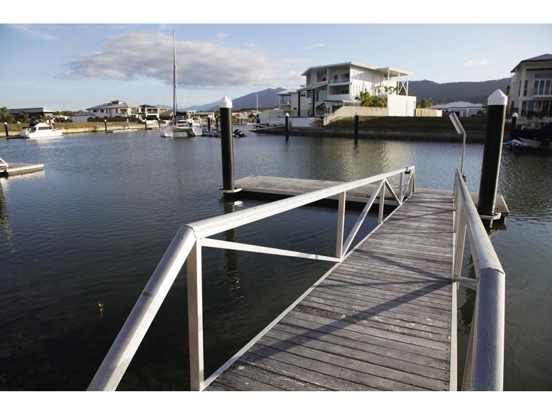 11 Brindabella Quay, Trinity Park QLD 4879