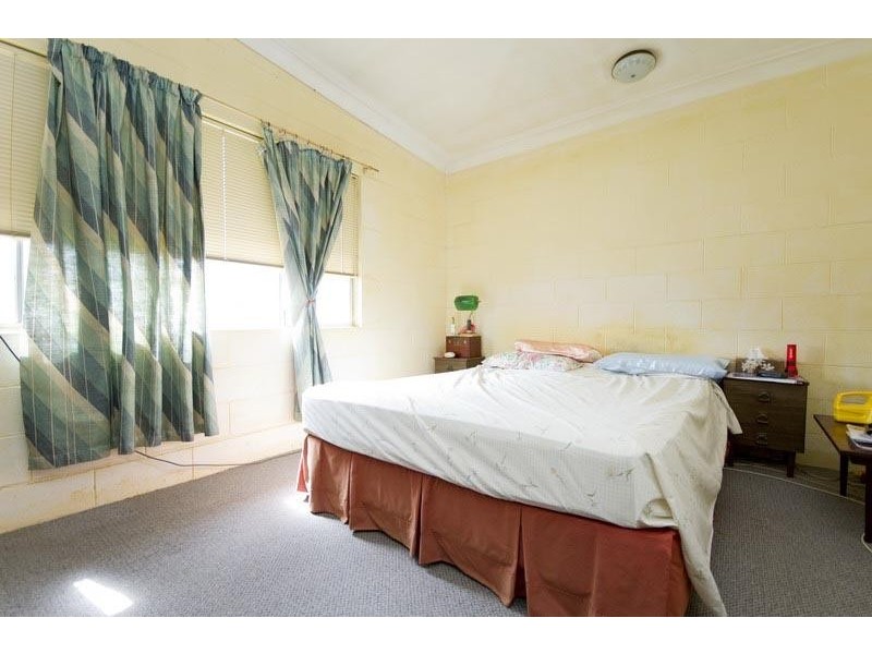 4/12 Sandown Close, Woree QLD 4868