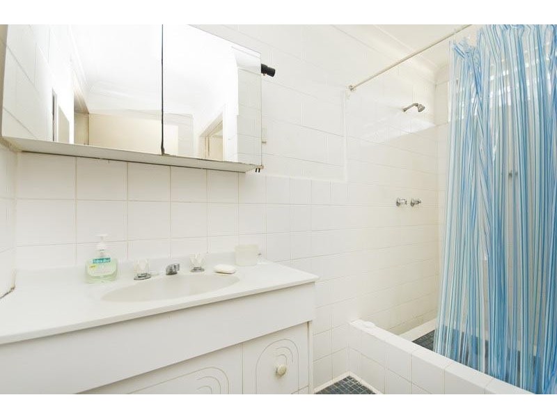 4/12 Sandown Close, Woree QLD 4868