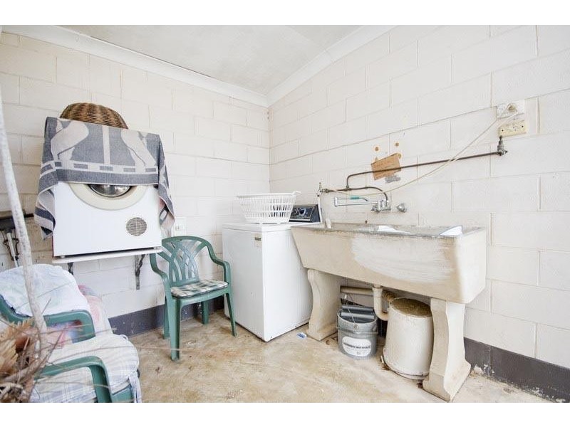 4/12 Sandown Close, Woree QLD 4868