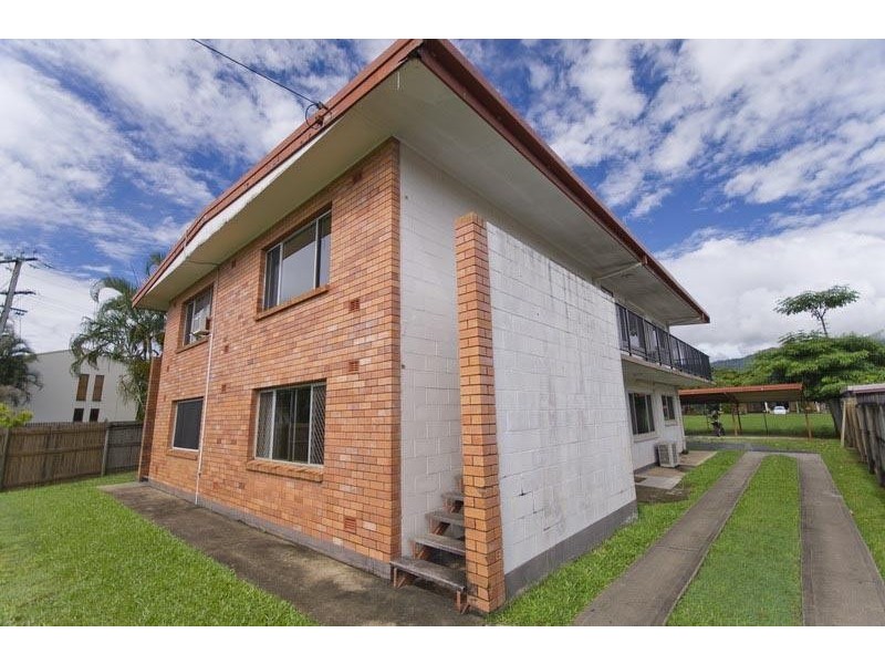 4/12 Sandown Close, Woree QLD 4868