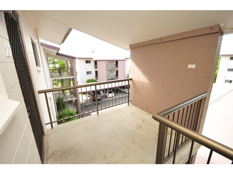 27/173 Mayers Street, Manoora QLD 4870