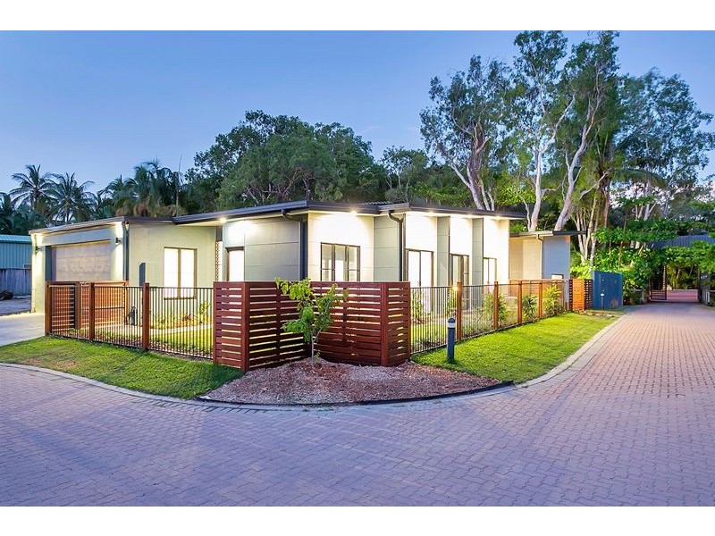 4/23-33 Upolu Esplanade, Clifton Beach QLD 4879