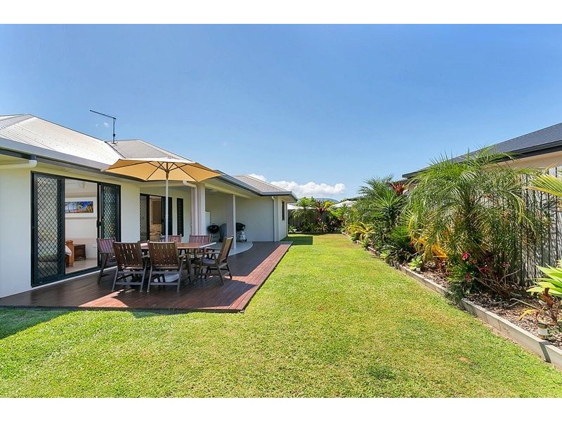 6 Icefire Quay, Trinity Park QLD 4879