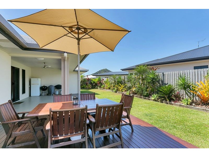 6 Icefire Quay, Trinity Park QLD 4879