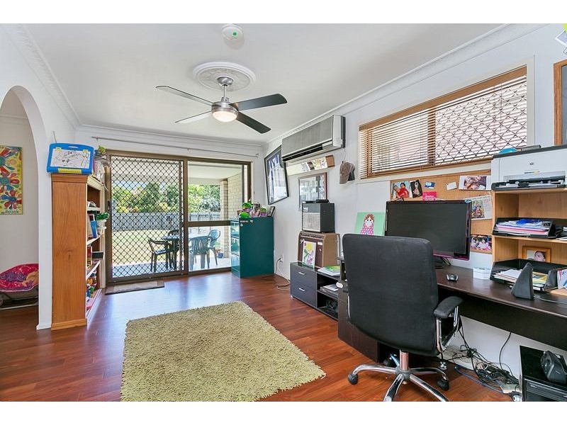 4 Gardenia Court, Mooroobool QLD 4870