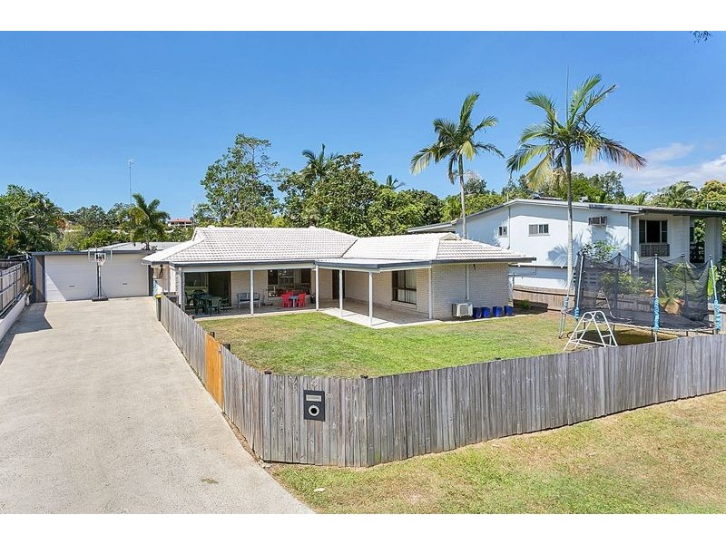 4 Gardenia Court, Mooroobool QLD 4870