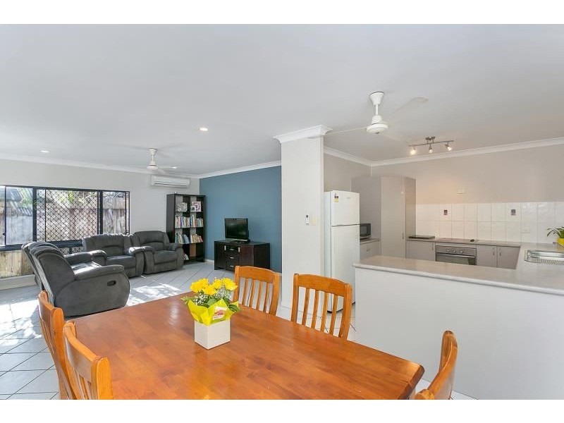 16 Howie Close, Kewarra Beach QLD 4879