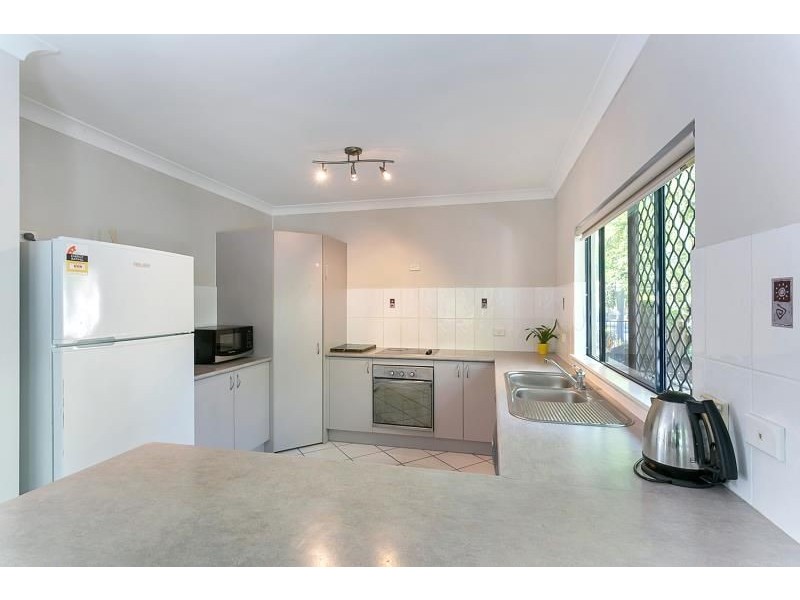 16 Howie Close, Kewarra Beach QLD 4879