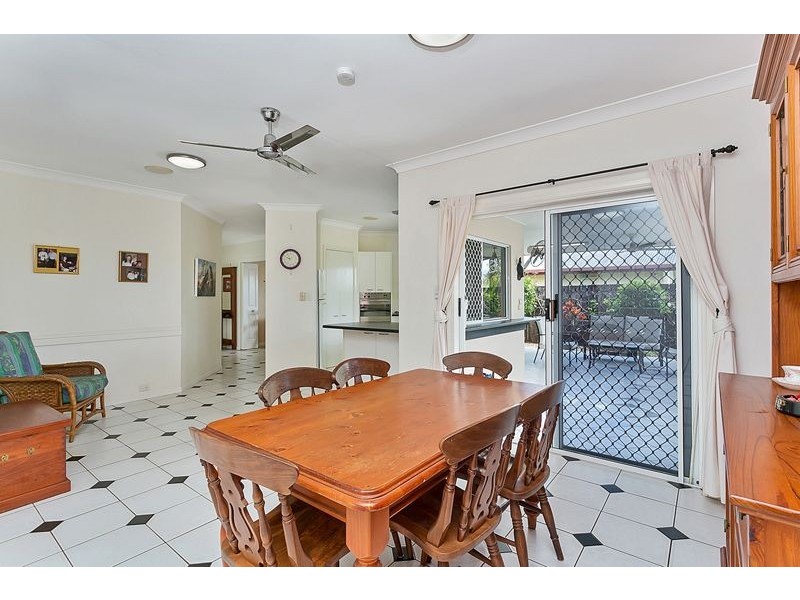 78 Callum Street, Mooroobool QLD 4870