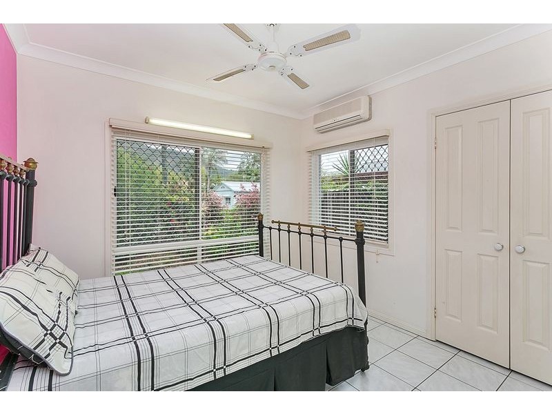 78 Callum Street, Mooroobool QLD 4870
