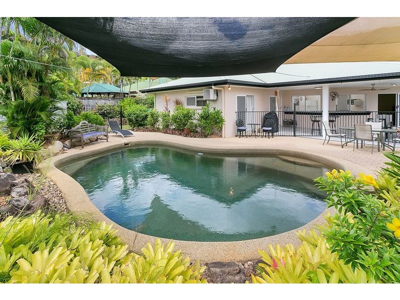 78 Callum Street, Mooroobool QLD 4870