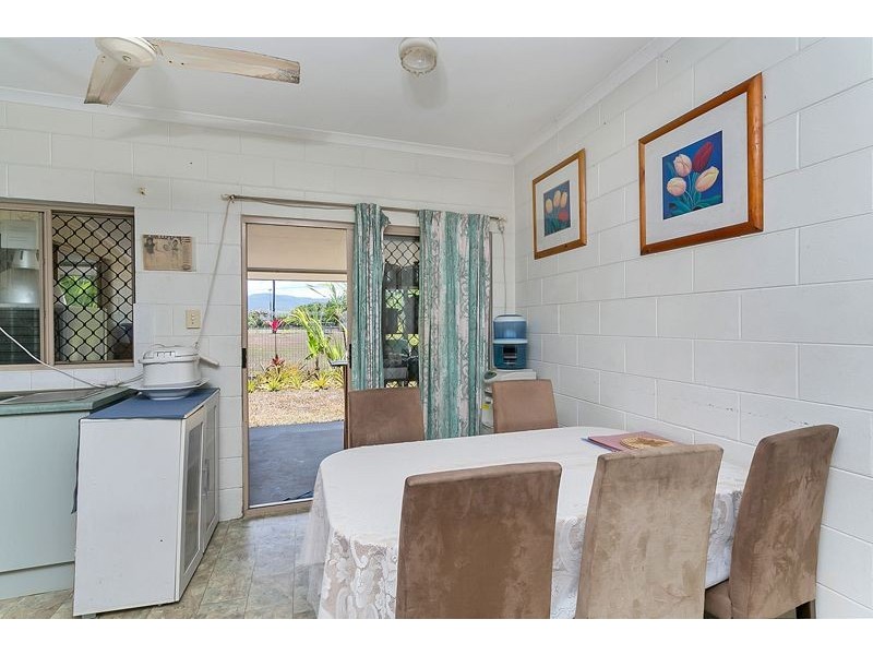 22 Clarke Street, Manunda QLD 4870