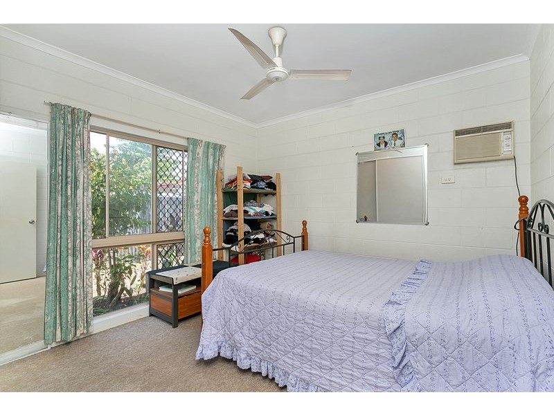 22 Clarke Street, Manunda QLD 4870