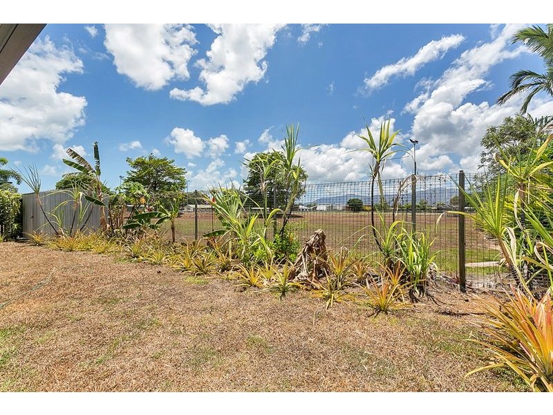 22 Clarke Street, Manunda QLD 4870