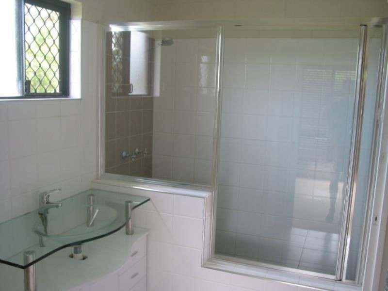 17 Tamba Street, Bayview Heights QLD 4868