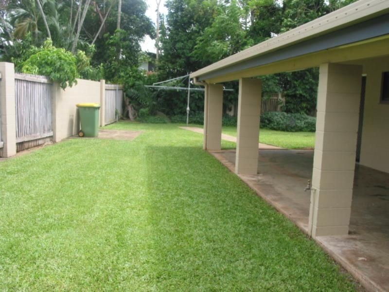 17 Tamba Street, Bayview Heights QLD 4868
