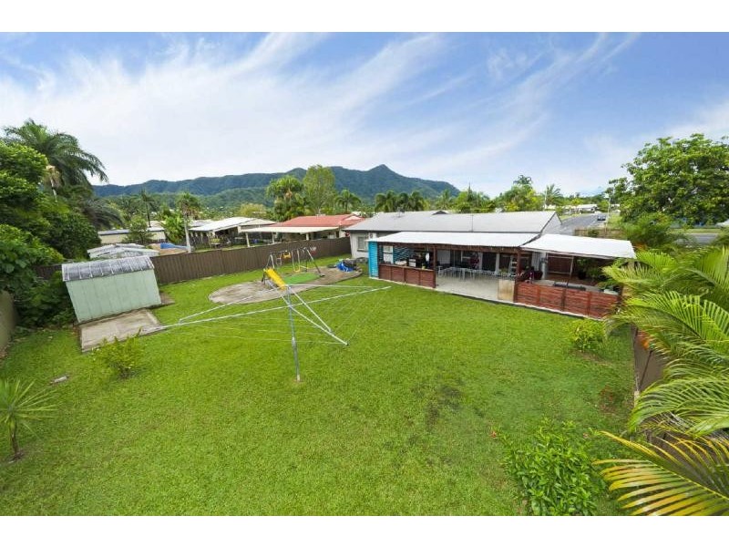 35 Roberts Road, Bentley Park QLD 4869