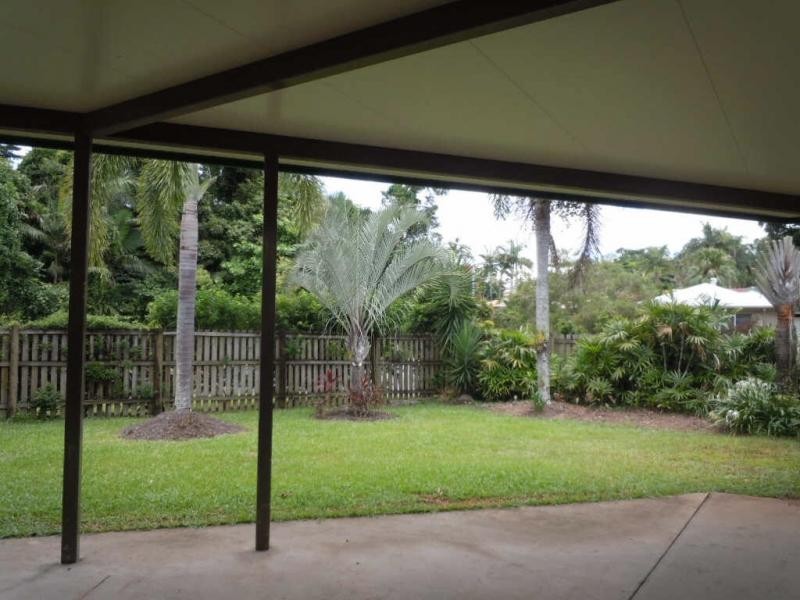 13 Coleus Court, Mooroobool QLD 4870