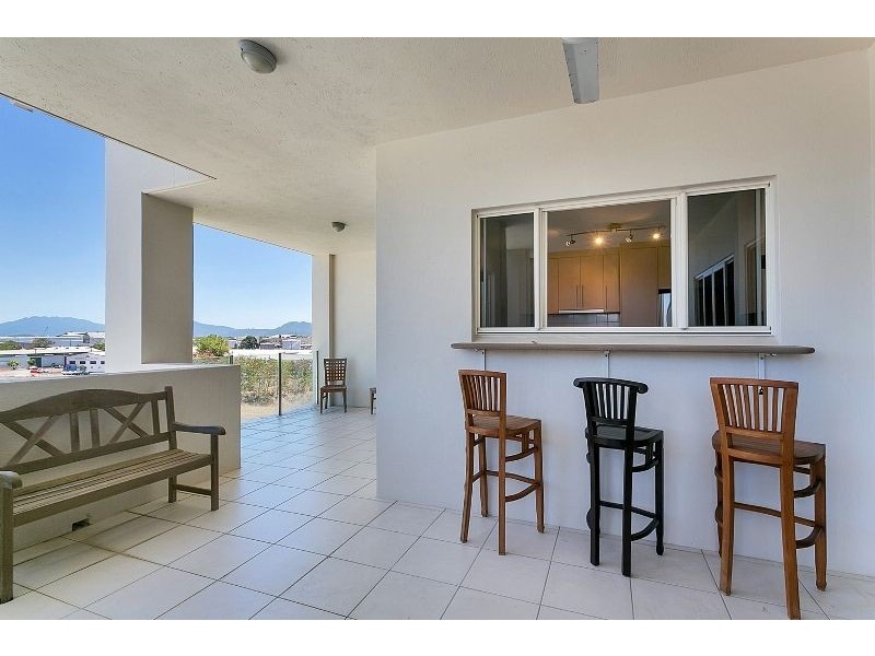 17/79 Spence Street, Cairns City QLD 4870