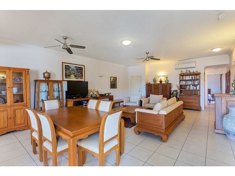 17/79 Spence Street, Cairns City QLD 4870