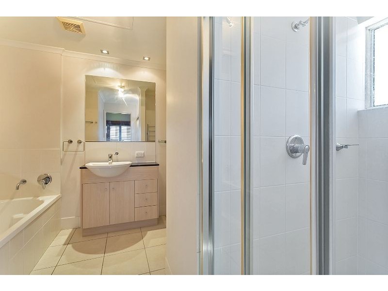 17/79 Spence Street, Cairns City QLD 4870