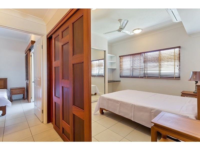 17/79 Spence Street, Cairns City QLD 4870