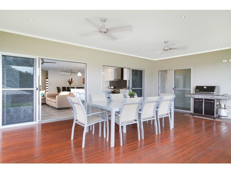 16 Parrot Close, Kanimbla QLD 4870