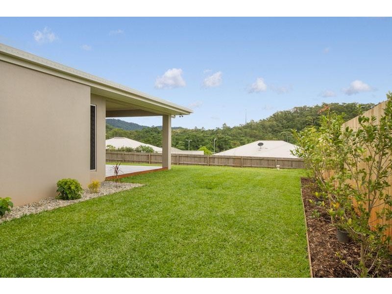 16 Parrot Close, Kanimbla QLD 4870