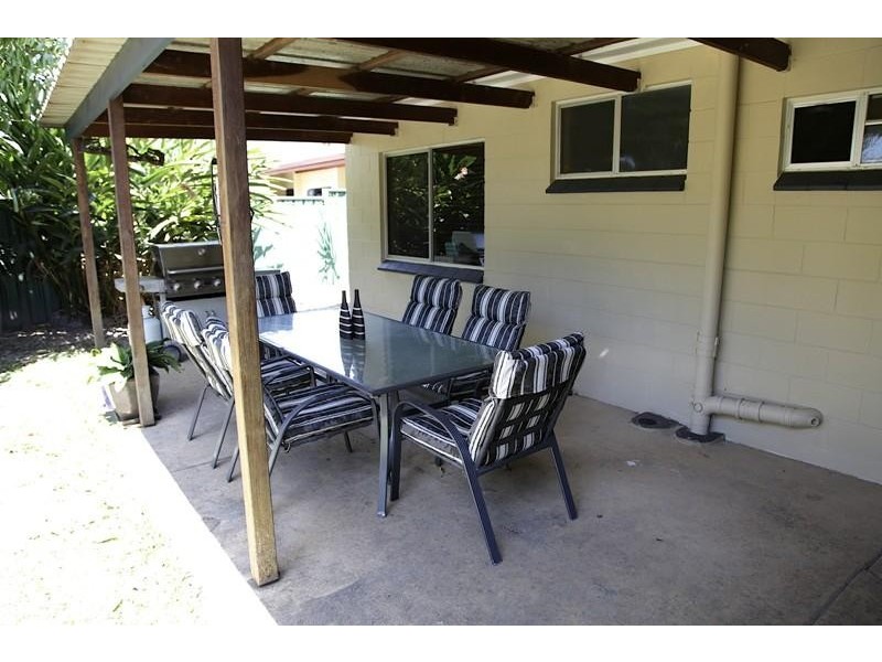 145 Trinity Beach Road, Trinity Beach QLD 4879