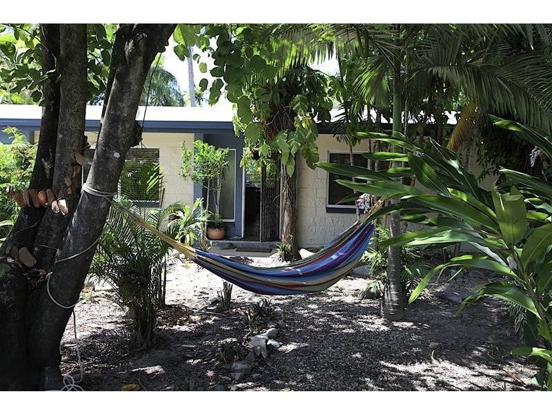 145 Trinity Beach Road, Trinity Beach QLD 4879