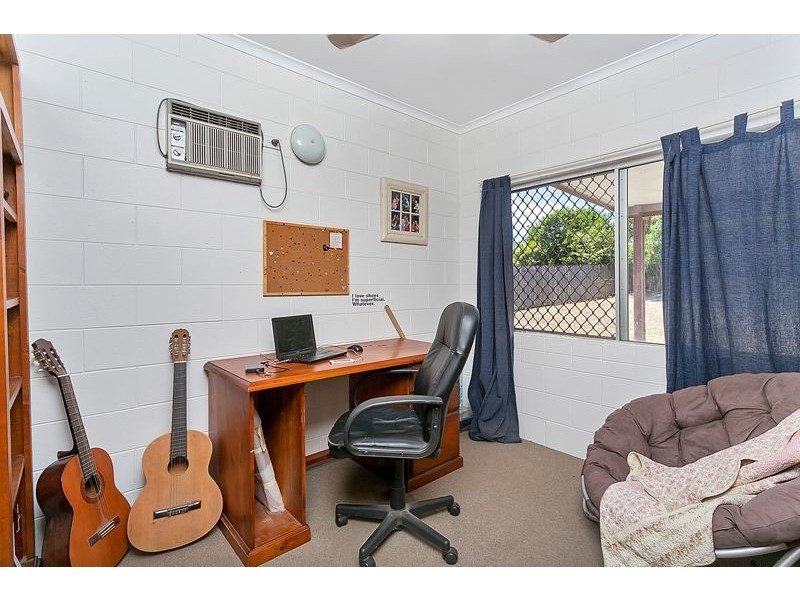 31 Tiffany Street, White Rock QLD 4868