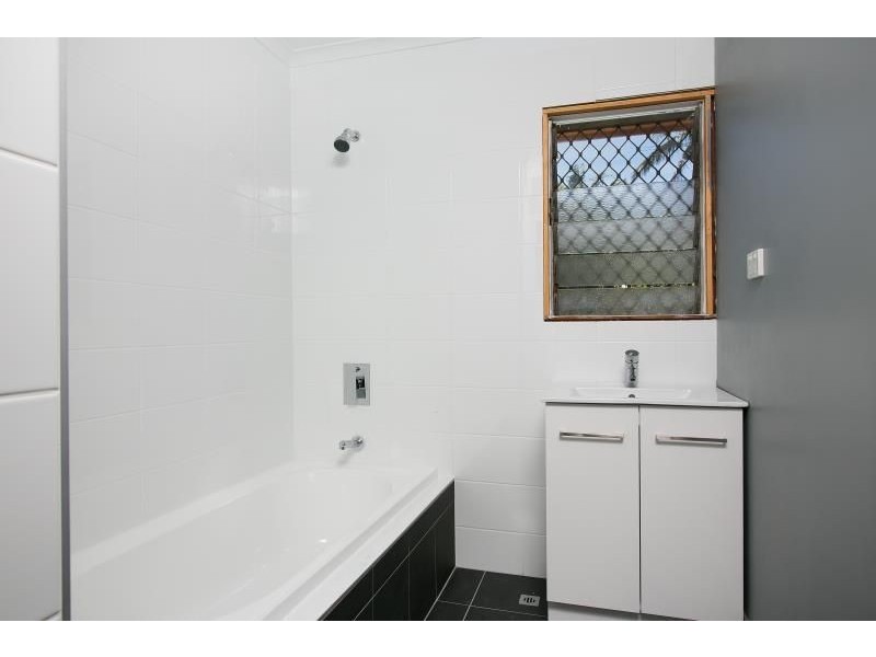 5 Boden Street, Edge Hill QLD 4870