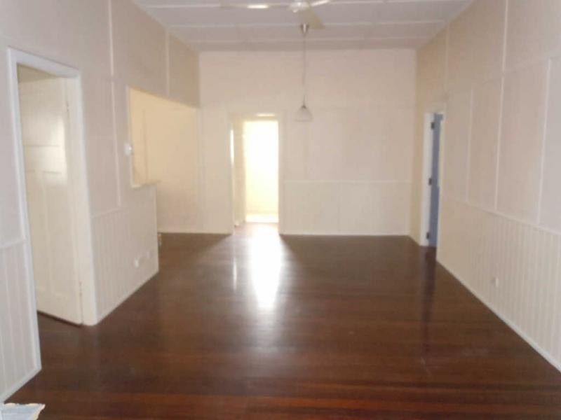 7 Little Street Manunda, Cairns QLD 4870