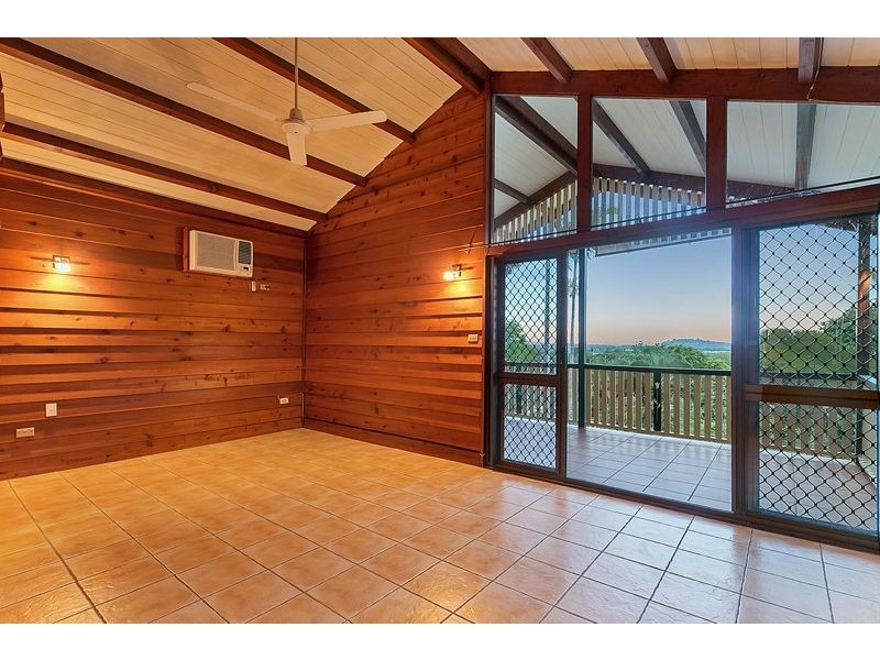 23 Bena Street, Smithfield QLD 4878
